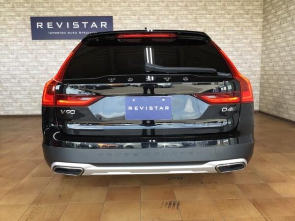 Ref:AUX-19040157 VOLVO V90 2019 - Image 4