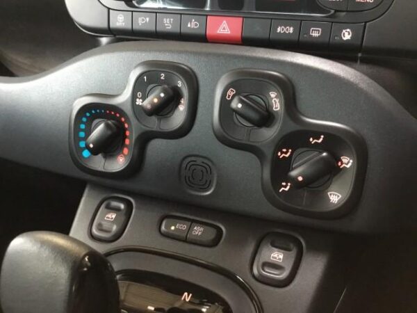 Ref:AUX-19040168 FIAT PANDA 2022 - Image 16