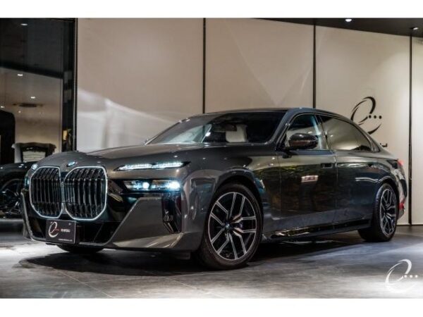Ref:AUX-19041217 BMW 7 SERIES 2024 - Image 7