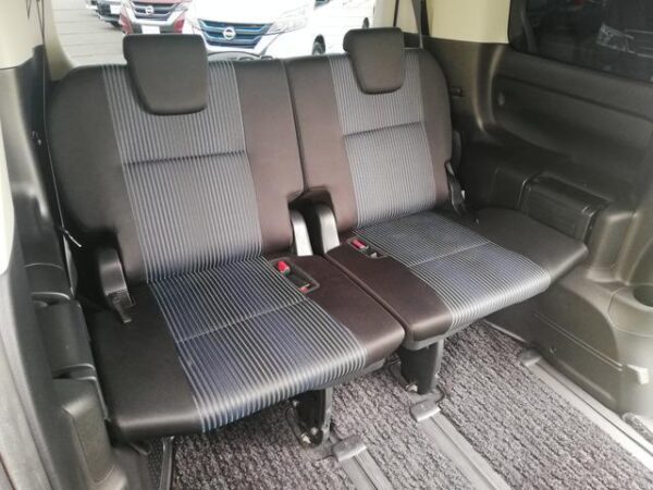 Ref:AUX-19043050 TOYOTA NOAH 2016 - Image 15