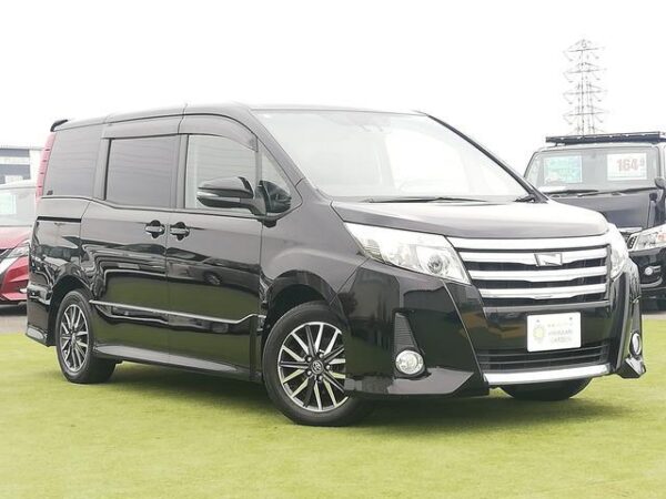 Ref:AUX-19043050 TOYOTA NOAH 2016 - Image 3