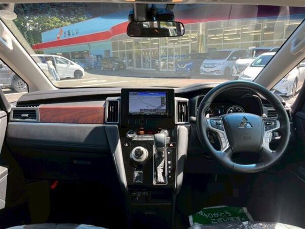 Ref:AUX-19044860 MITSUBISHI DELICA D:5 2022 - Image 2
