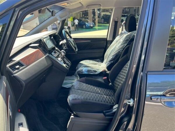 Ref:AUX-19044860 MITSUBISHI DELICA D:5 2022 - Image 4