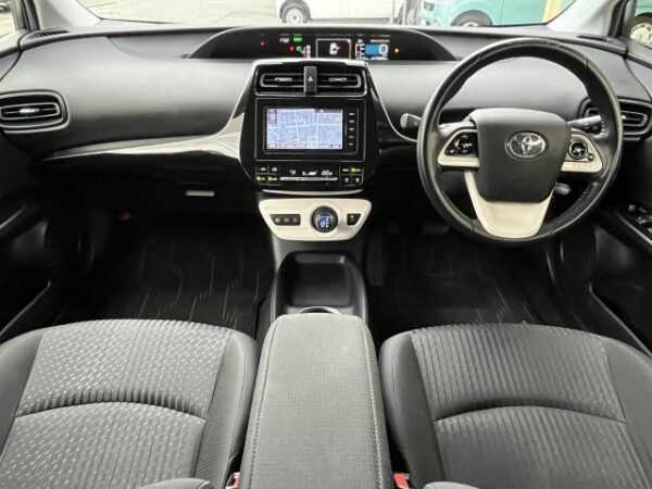 Ref:AUX-19044995 TOYOTA PRIUS 2016 - Image 2