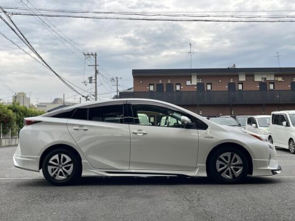 Ref:AUX-19044995 TOYOTA PRIUS 2016 - Image 11