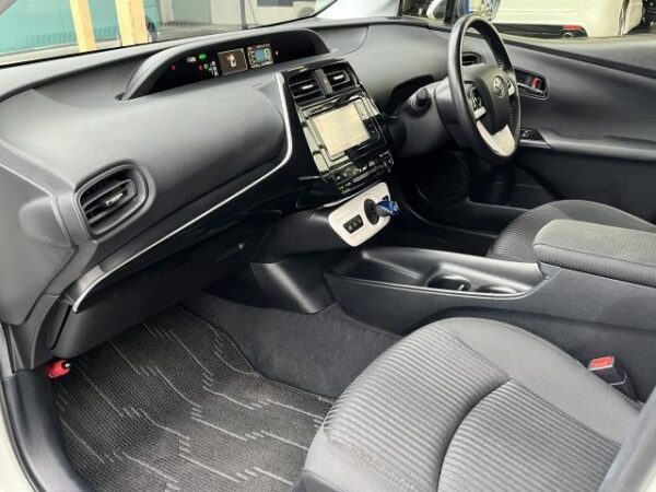 Ref:AUX-19044995 TOYOTA PRIUS 2016 - Image 19