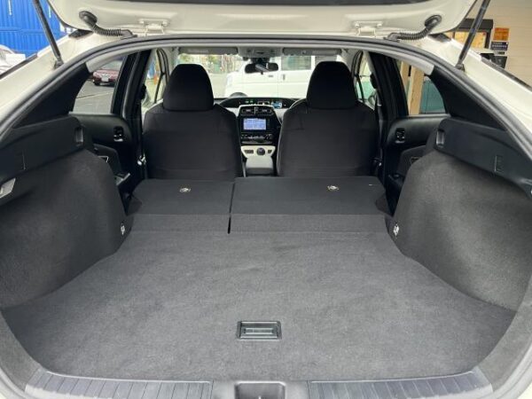 Ref:AUX-19044995 TOYOTA PRIUS 2016 - Image 8