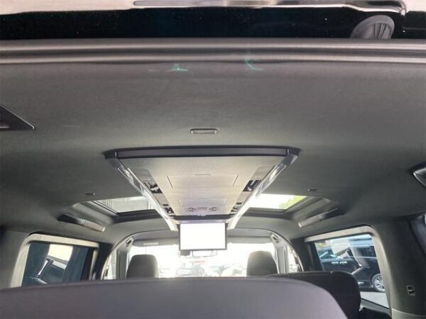 Ref:AUX-19051693 TOYOTA VELLFIRE HYBRID 2024 - Image 12