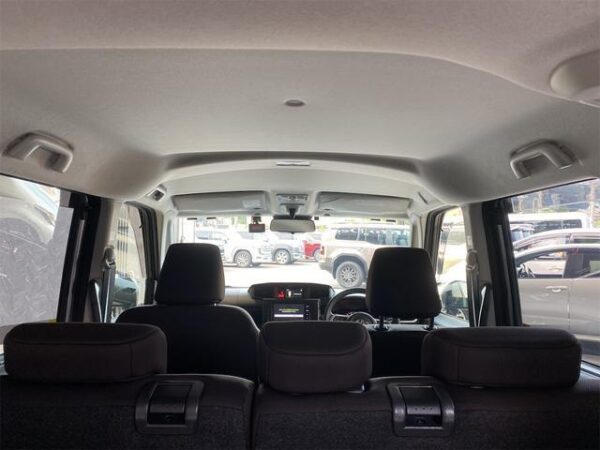 Ref:AUX-19051698 TOYOTA ROOMY 2021 - Image 12