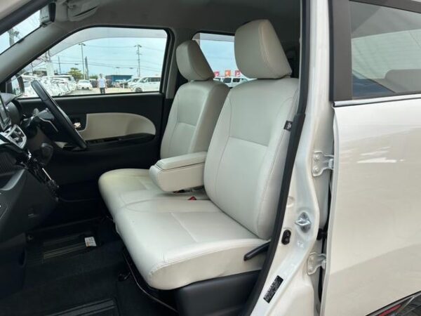 Ref:AUX-19051701 DAIHATSU CAST 2016 - Image 17