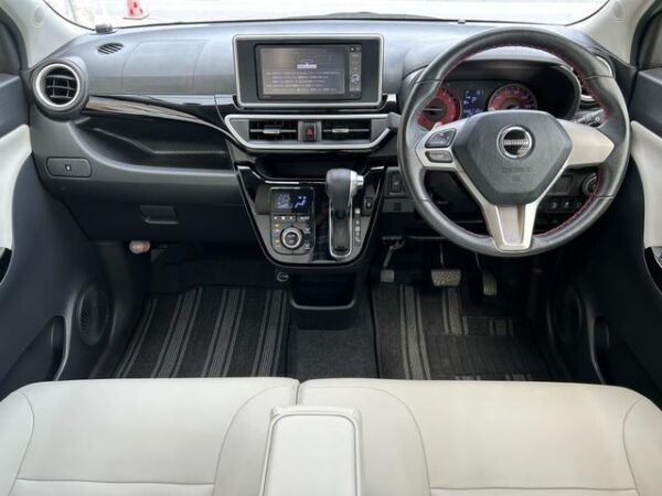 Ref:AUX-19051701 DAIHATSU CAST 2016 - Image 4