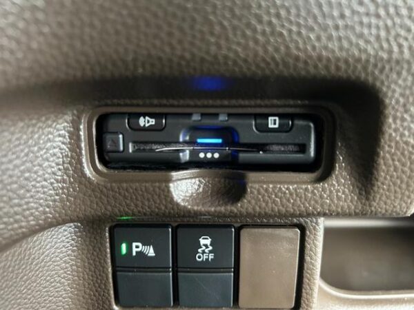 Ref:AUX-19051702 HONDA N-BOX 2021 - Image 6