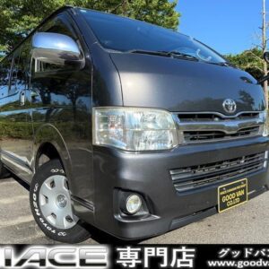2013 Toyota Hiace Van gray diesel used car Japan export