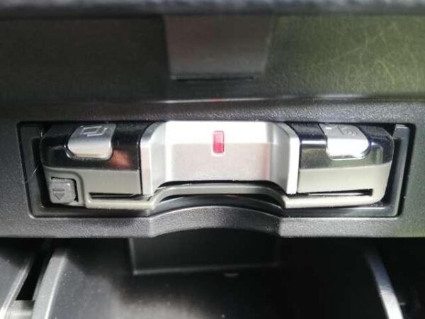 Ref:AUX-19053417 TOYOTA VELLFIRE 2015 - Image 9