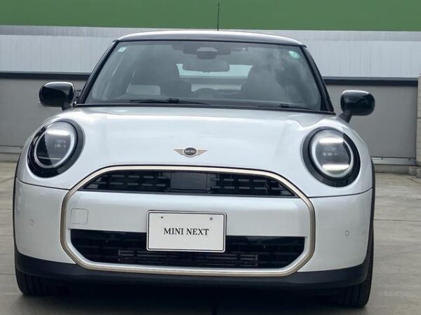 Ref:AUX-19054175 MINI MINI 2024 - Image 4