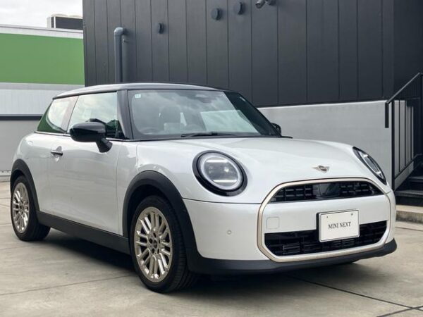 Ref:AUX-19054175 MINI MINI 2024 - Image 6