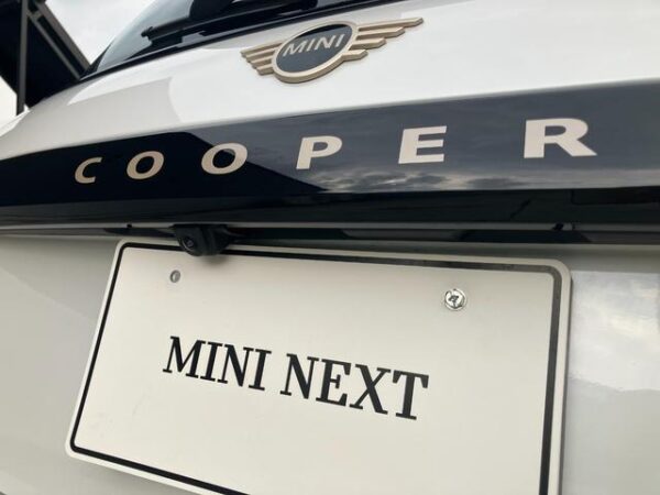 Ref:AUX-19054175 MINI MINI 2024 - Image 9