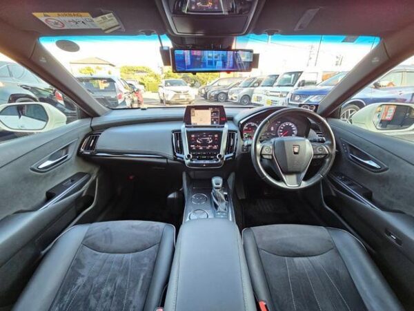 Ref:AUX-19056119 TOYOTA CROWN HYBRID 2018 - Image 2