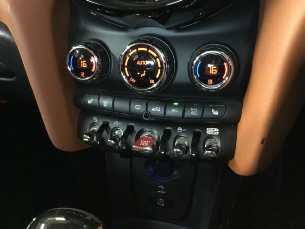 Ref:AUX-19059825 MINI MINI 2023 - Image 16