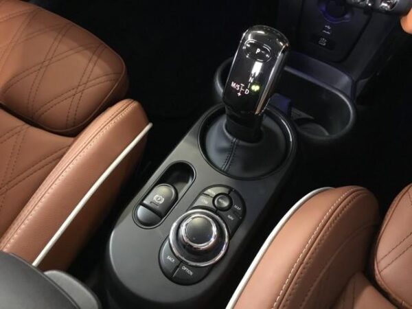 Ref:AUX-19059825 MINI MINI 2023 - Image 17