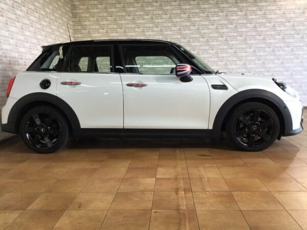 Ref:AUX-19059825 MINI MINI 2023 - Image 8