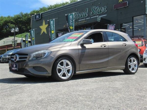 Ref:AUX-19059899 MERCEDES BENZ A-CLASS 2013