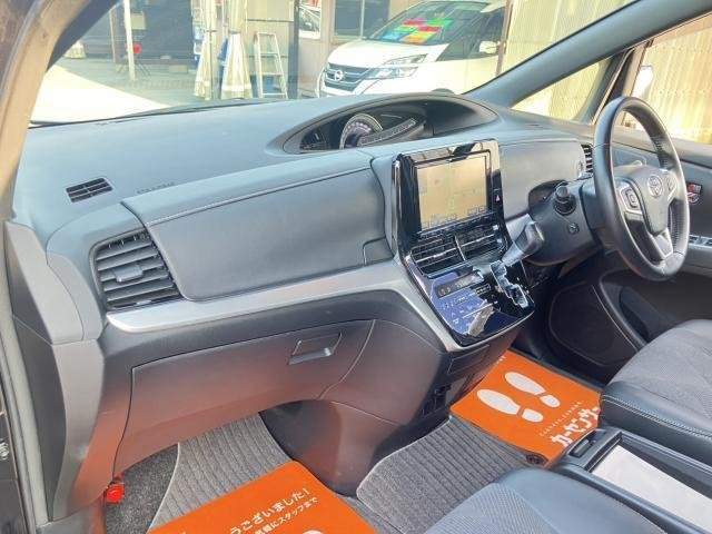 Ref:AUX-19061201 TOYOTA ESTIMA 2016 - Image 11