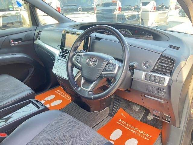 Ref:AUX-19061201 TOYOTA ESTIMA 2016 - Image 9