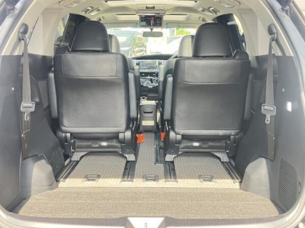 Ref:AUX-19061219 TOYOTA ESTIMA 2015 - Image 19