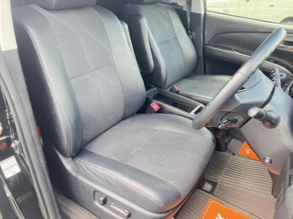 Ref:AUX-19061219 TOYOTA ESTIMA 2015 - Image 10
