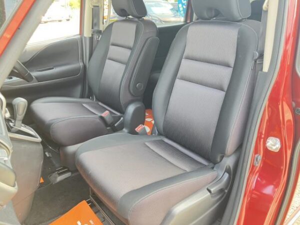 Ref:AUX-19061222 NISSAN SERENA 2017 - Image 13