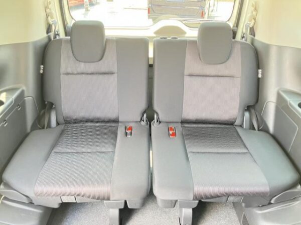 Ref:AUX-19061225 NISSAN SERENA 2017 - Image 17