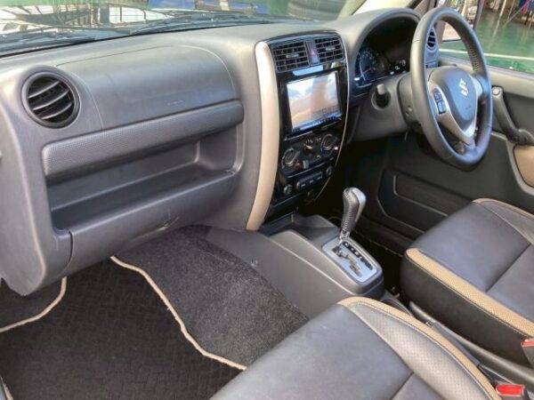 Ref:AUX-19061246 SUZUKI JIMNY 2018 - Image 12