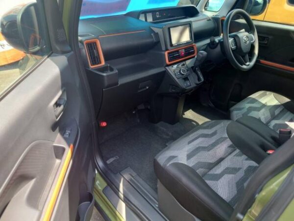 Ref:AUX-19061257 DAIHATSU TANTO 2022 - Image 12