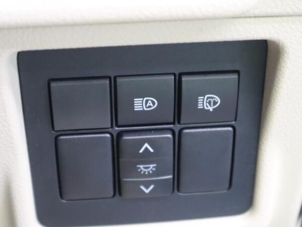 Ref:AUX-19066466 TOYOTA LAND CRUISER PRADO 2023 - Image 8