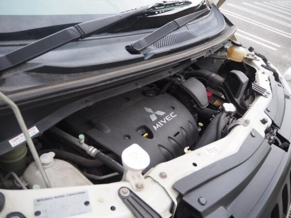 Ref:AUX-19066607 MITSUBISHI DELICA D:5 2007 - Image 16
