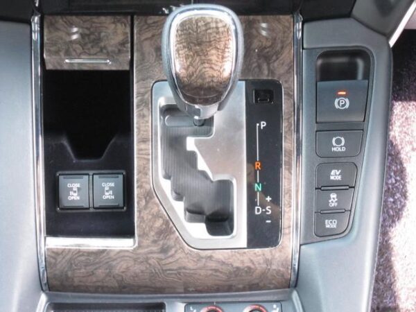 Ref:AUX-19070629 TOYOTA ALPHARD HYBRID 2023 - Image 8