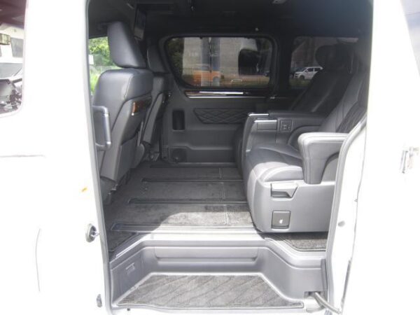 Ref:AUX-19070655 TOYOTA GRANACE 2020 - Image 14
