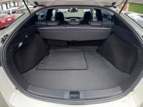 Ref:AUX-19070758 TOYOTA PRIUS 2016 - Image 12