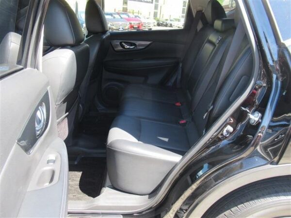 Ref:AUX-19070802 NISSAN X-TRAIL 2015 - Image 19