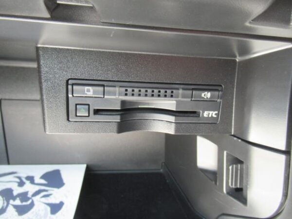 Ref:AUX-19070803 LEXUS HS 2013 - Image 12