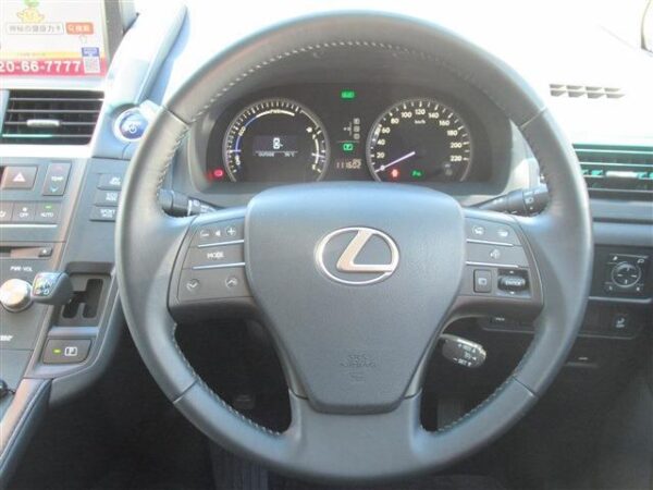 Ref:AUX-19070803 LEXUS HS 2013 - Image 5