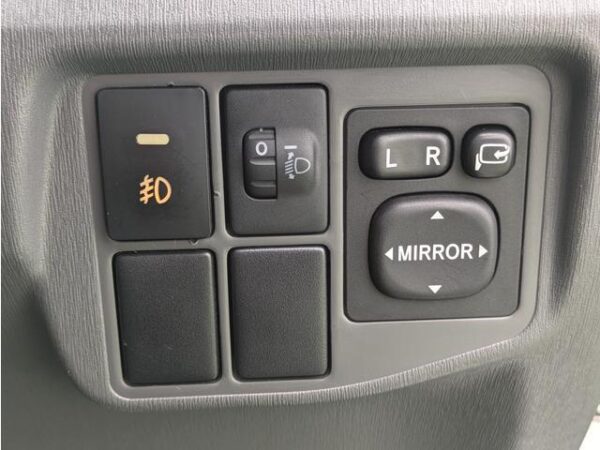 Ref:AUX-19071324 TOYOTA PRIUS 2012 - Image 12