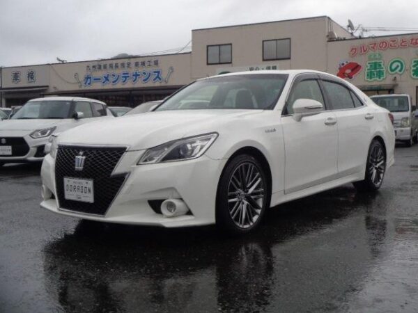 Ref:AUX-19074268 TOYOTA CROWN HYBRID 2013