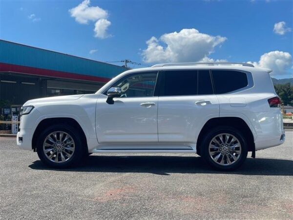 Ref:AUX-19074274 TOYOTA LAND CRUISER 2024 - Image 8