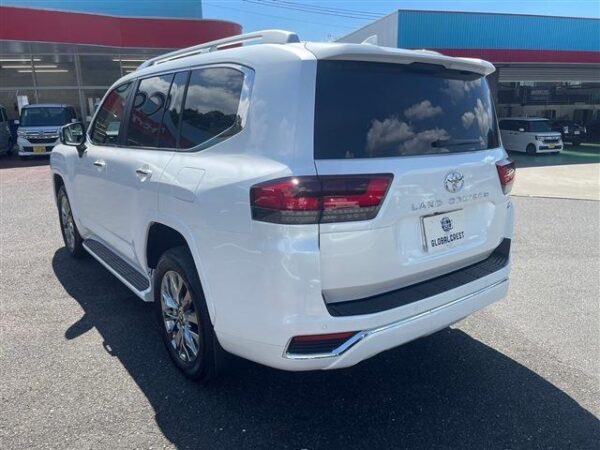 Ref:AUX-19074274 TOYOTA LAND CRUISER 2024 - Image 9