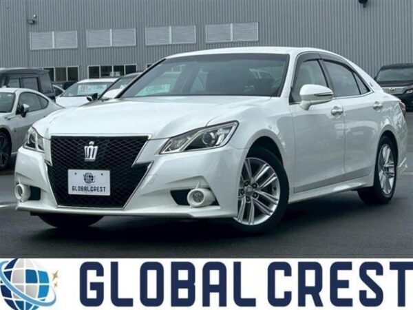 Ref:AUX-19074281 TOYOTA CROWN 2014