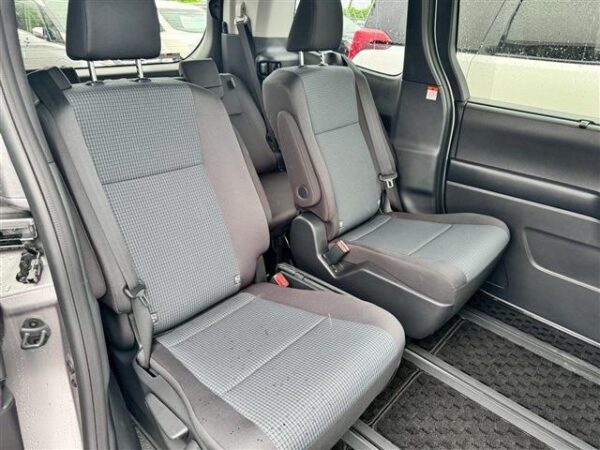 Ref:AUX-19074284 TOYOTA NOAH 2024 - Image 16