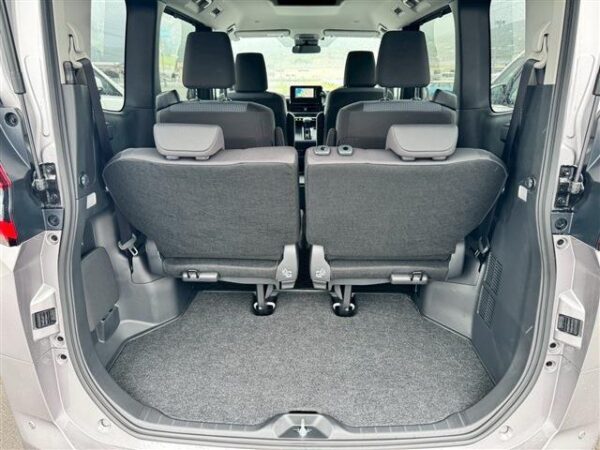 Ref:AUX-19074284 TOYOTA NOAH 2024 - Image 18