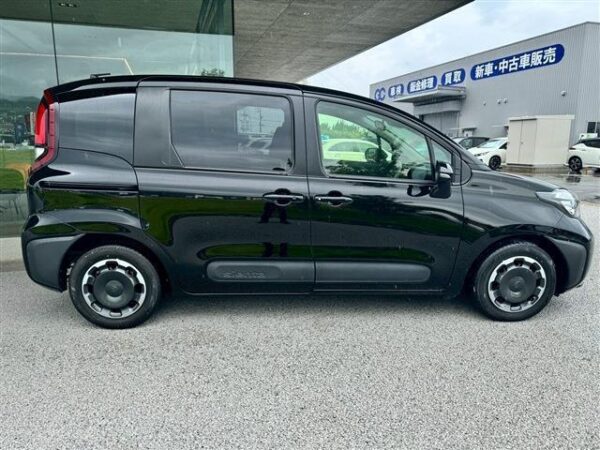 Ref:AUX-19074285 TOYOTA SIENTA 2022 - Image 10